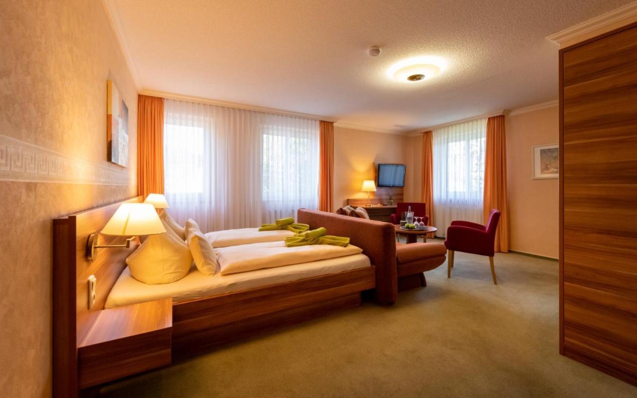 Hotel Zum Steinhof Bad Blankenburg Buitenkant foto